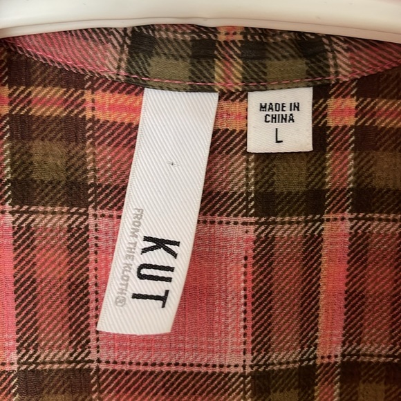 Kit from the Kloth Shirt - Picture 3 of 10